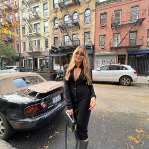 Aritzia - Wilfred Cove Dress